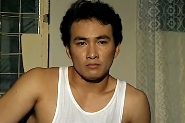 Cuộc sống hiện tại của nam thần màn ảnh Việt từng góp mặt phim 'Đồng tiền xương máu'- Ảnh 1.