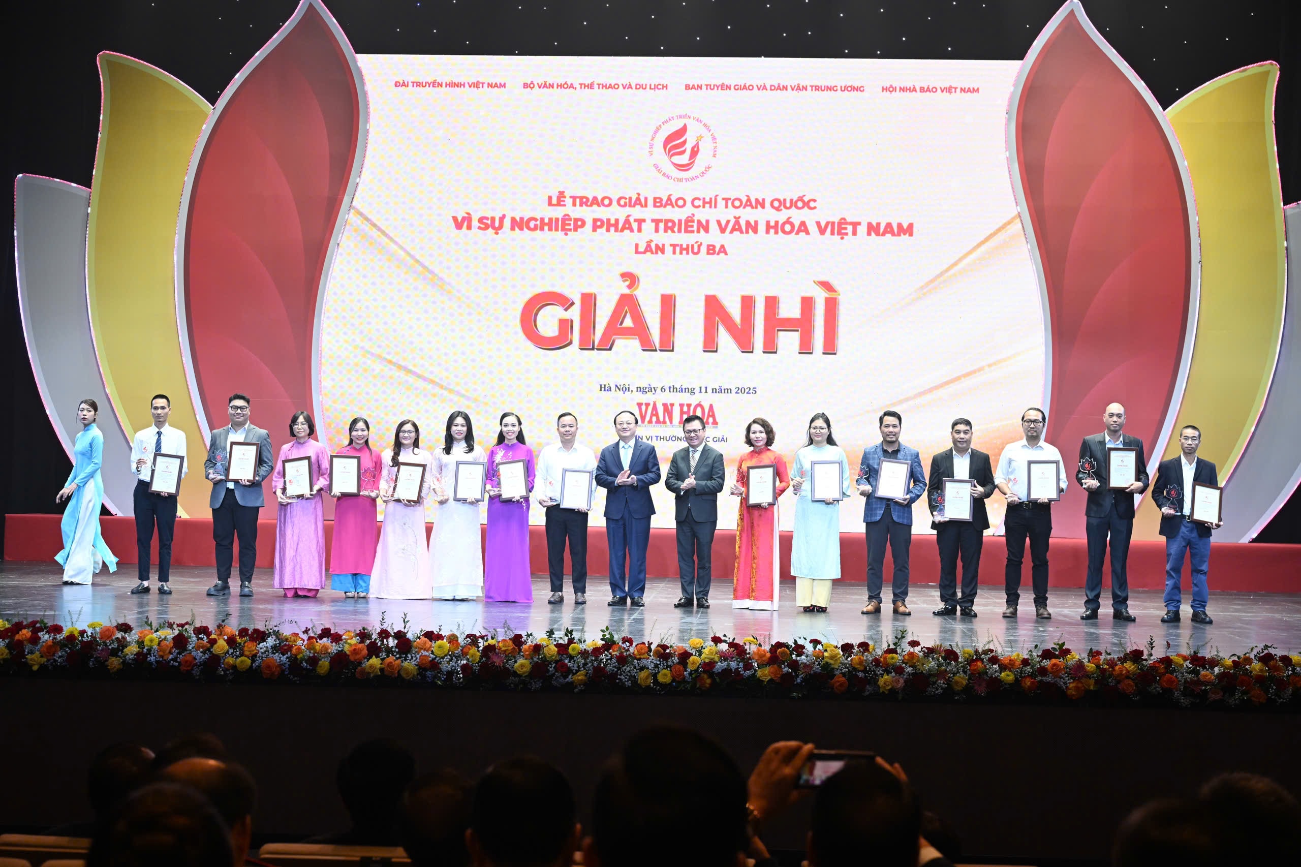 VOV giành 6 giải báo chí 