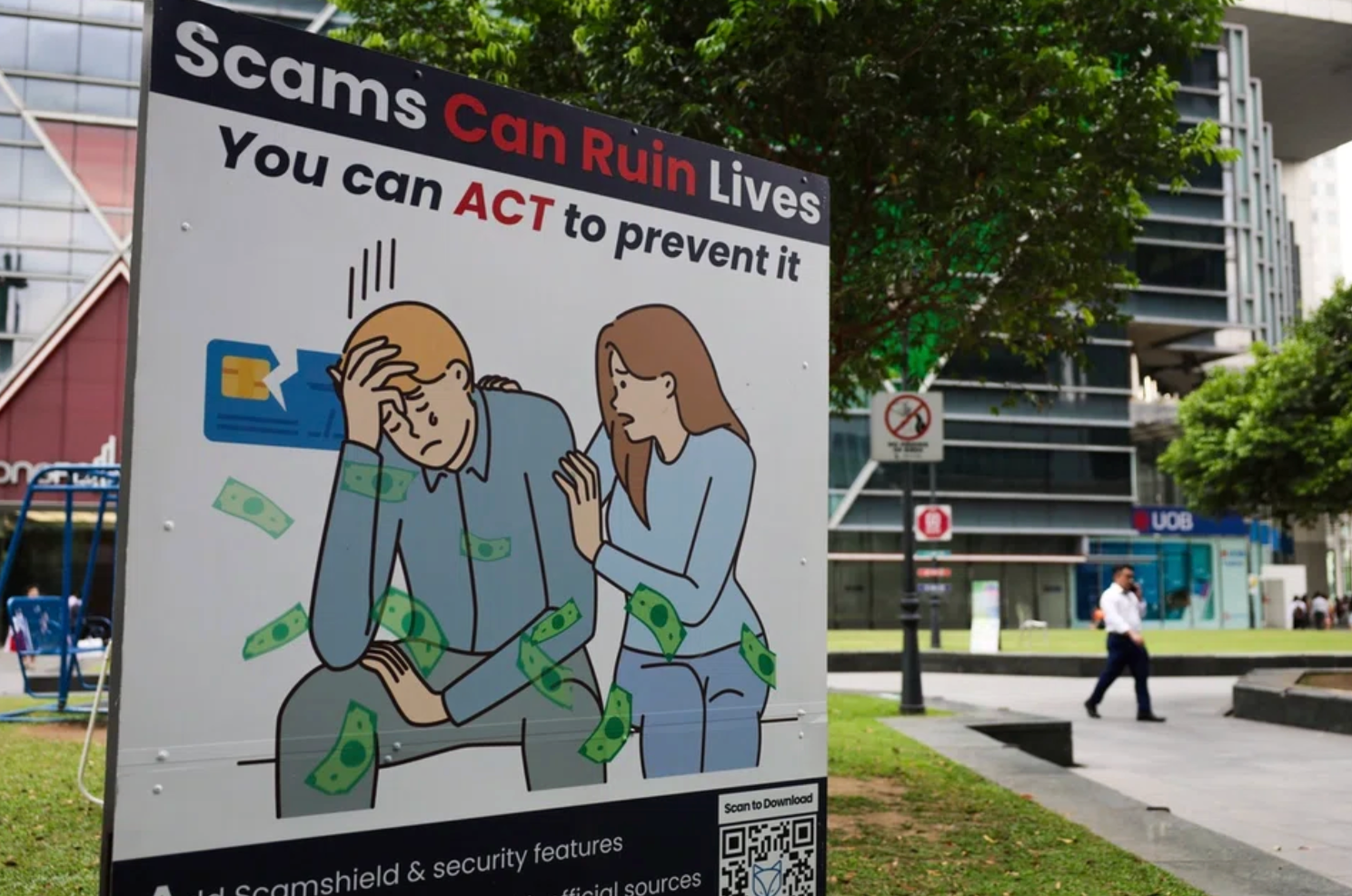 Singapore áp dụng hình phạt mới đối với những kẻ lừa đảo. (Ảnh: Gin Tay)