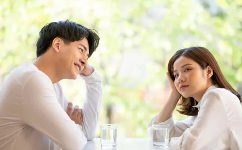 Sau buổi hẹn hò đầu tiên, tôi hoảng hồn khi bạn trai gửi bảng điểm - 1 Sau buổi hẹn hò đầu tiên, tôi hoảng hồn khi bạn trai gửi bảng điểm - 1