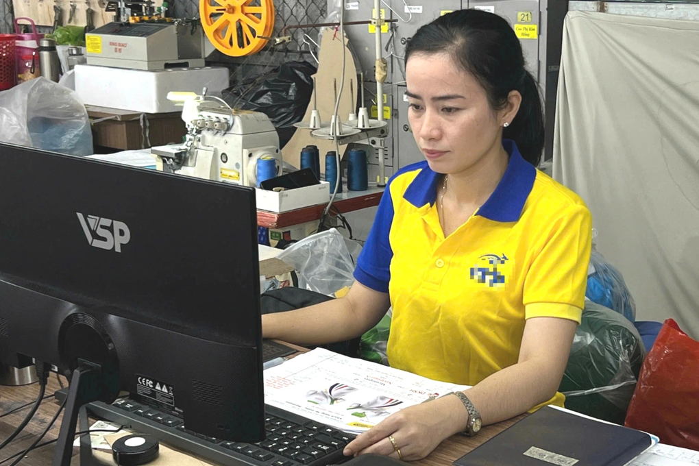 Chàng trai “không muốn làm công nhân cả đời”, dậy 4h mỗi ngày học ngoại ngữ - 2 Chàng trai “không muốn làm công nhân cả đời”, dậy 4h mỗi ngày học ngoại ngữ - 2