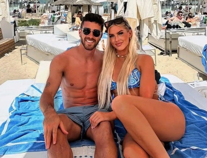 Marcos Senesi và Kelci-Rose Bowers. Ảnh: IGNV