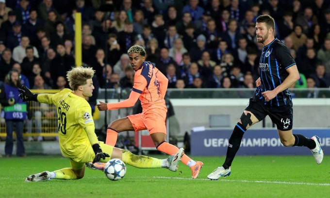 Tình huống Yamal gỡ hòa 2-2. Ảnh: Reuters