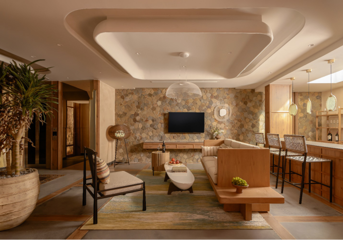 Bên trong một tầng hầm được xây dựng với đầy đủ không gian chức năng. Ảnh: MP