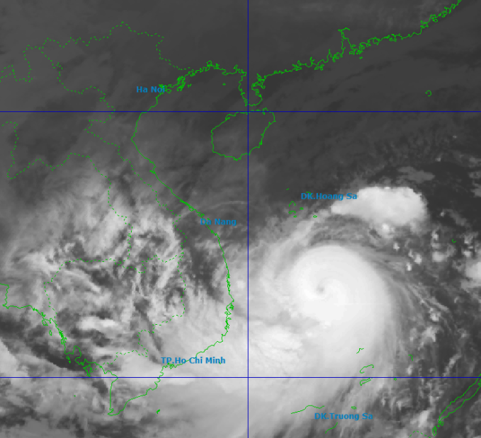 Ảnh vệ tinh bão Kalmaegi lúc 5h ngày 6/11. Ảnh: NCHMF