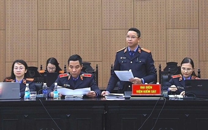 Đại diện VKSND Hà Nội tại tòa. Ảnh: Danh Lam