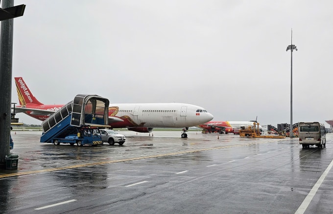 Các sân bay được Cục Hàng không VN yêu cầu có biện pháp phòng chống bão. Ảnh: Phương Linh