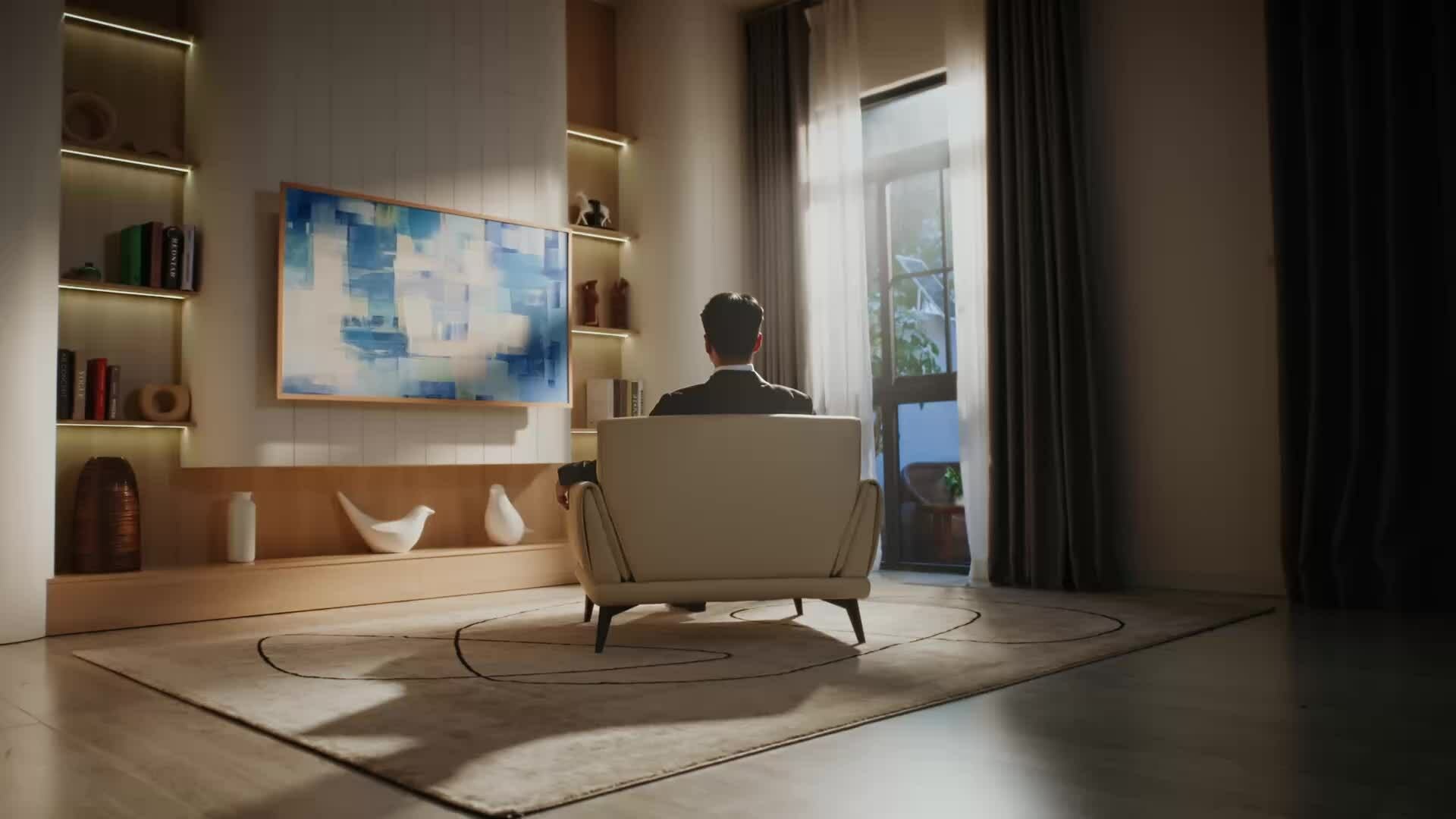 Huy Trần chăm sóc tổ ấm bằng thiết bị thông minh