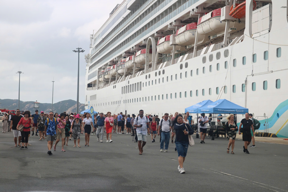 Tây Nguyên - Nam Trung Bộ: Cực tăng trưởng mới (*): Rộng đường phát triển du lịch - Ảnh 1. Tây Nguyên - Nam Trung Bộ: Cực tăng trưởng mới (*): Rộng đường phát triển du lịch - Ảnh 1.