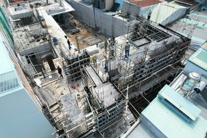 Thuế bất động sản phải công bằng, đừng đánh nhầm người mua ở thật - Ảnh 1.