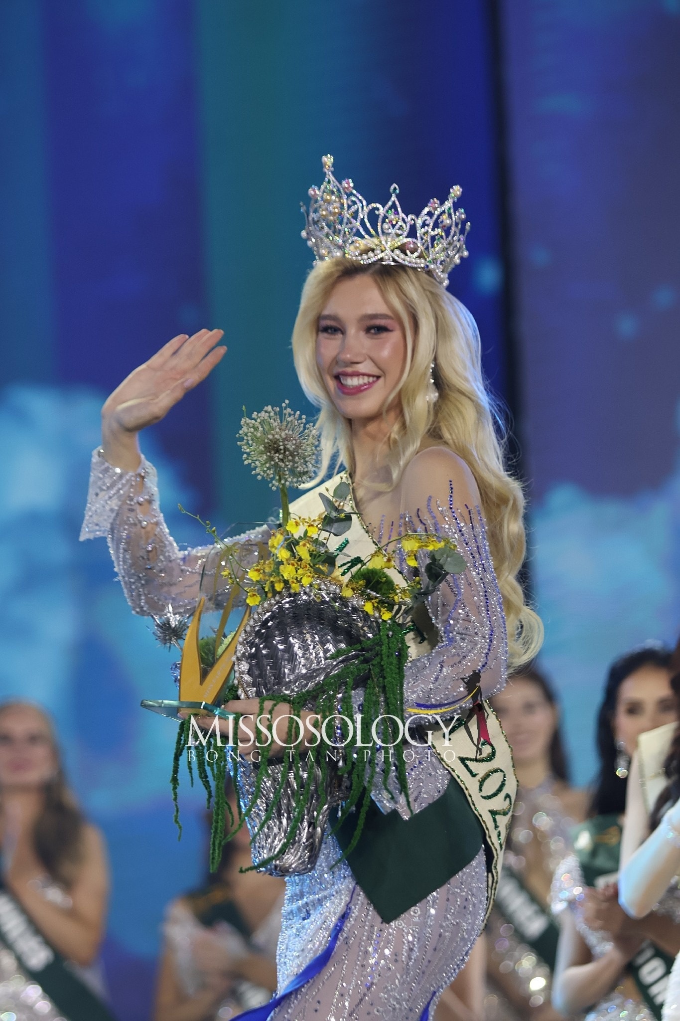 Hoa hậu Trái Đất ảnh 2 Hoa hau Trai Dat anh 2