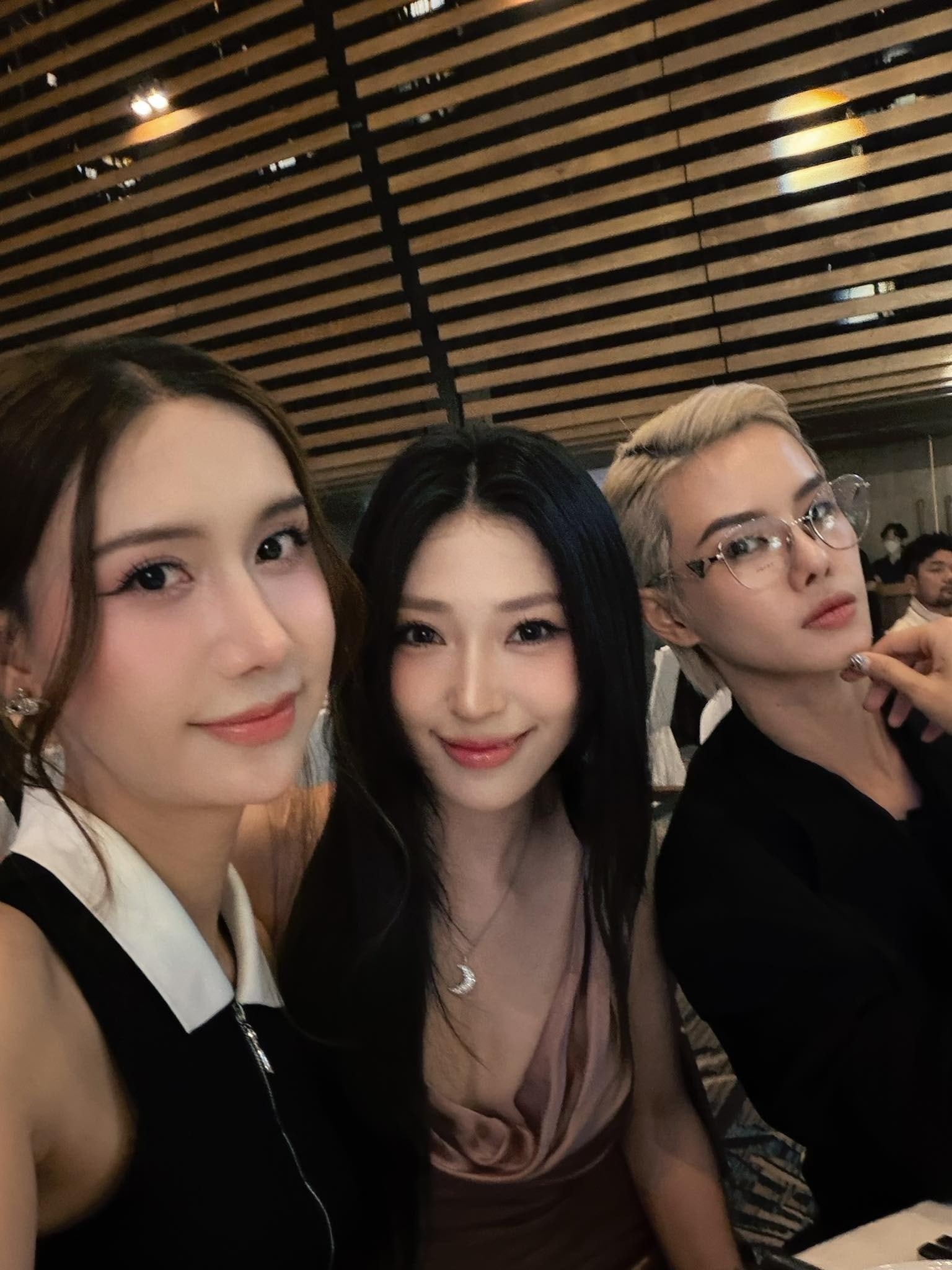 Khong Tu Quynh anh 1