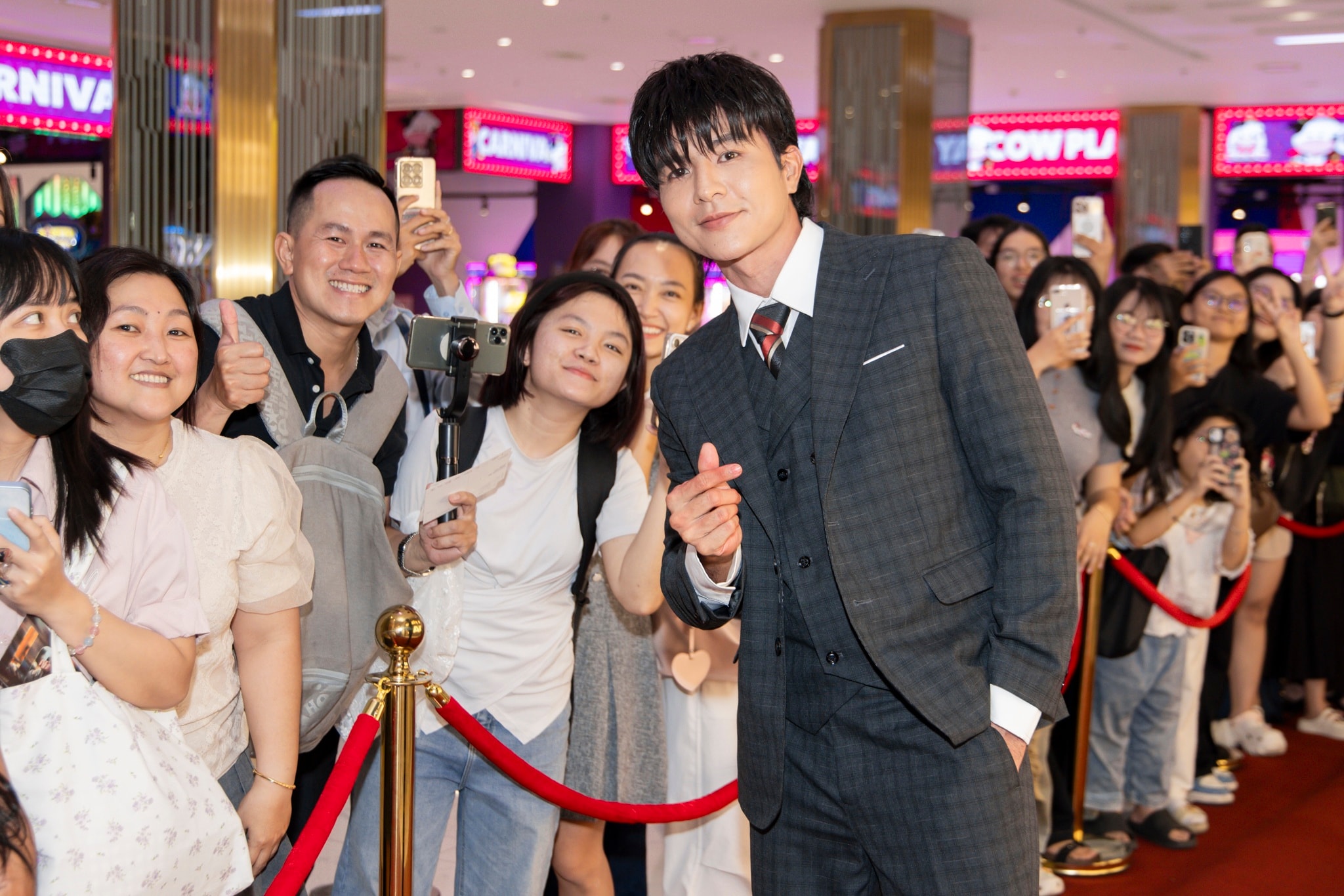 vo hong kim bao anh 3