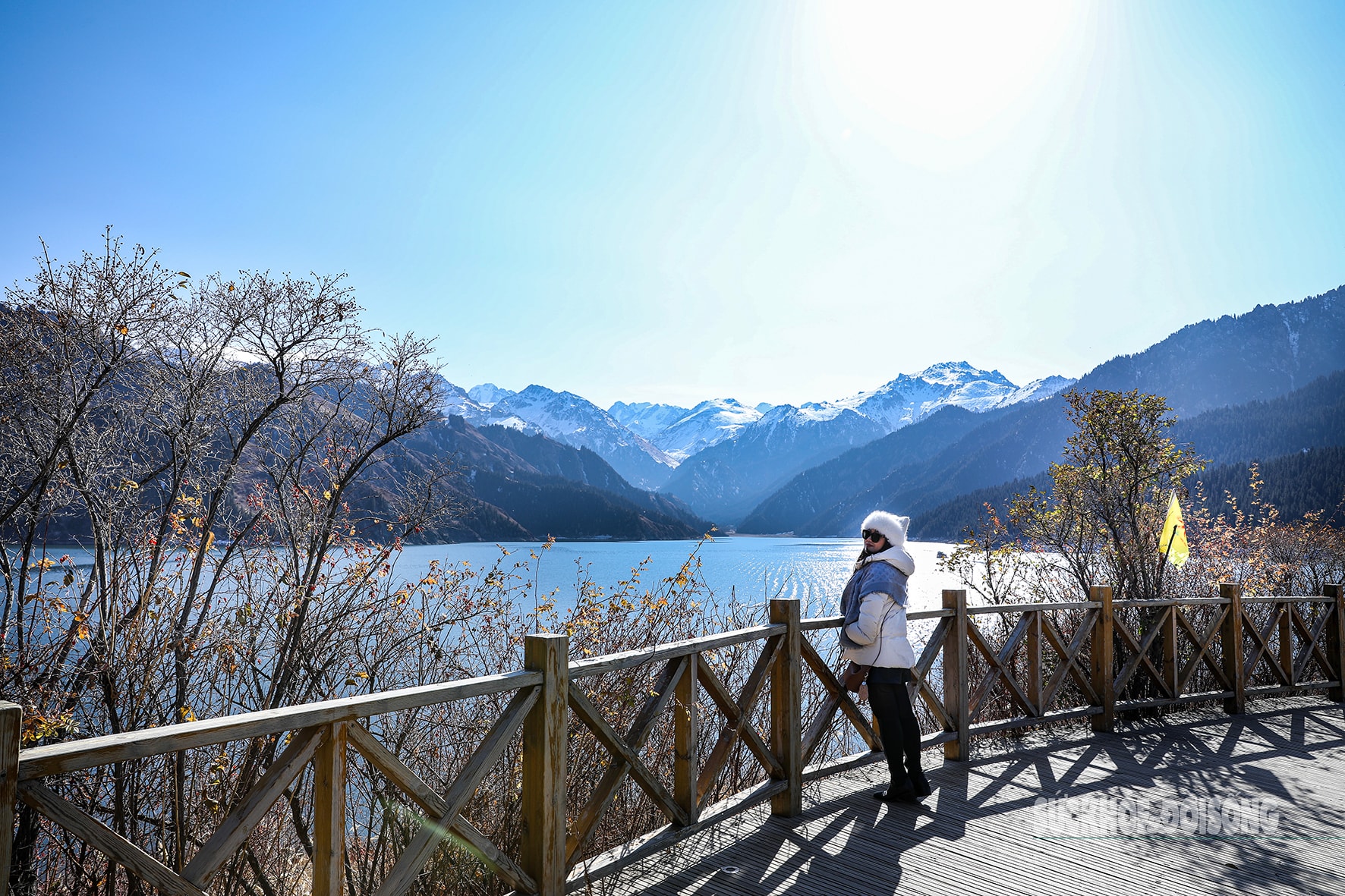 Mùa thu ở Tân Cương trải dài như dải lụa vàng giữa trời và đất- Ảnh 5. Mùa thu ở Tân Cương trải dài như dải lụa vàng giữa trời và đất- Ảnh 5.