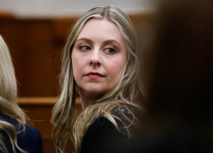 Abigail Zwerner bị học sinh 6 tuổi mang súng đến lớp bắn trọng thương. Ảnh: NBC