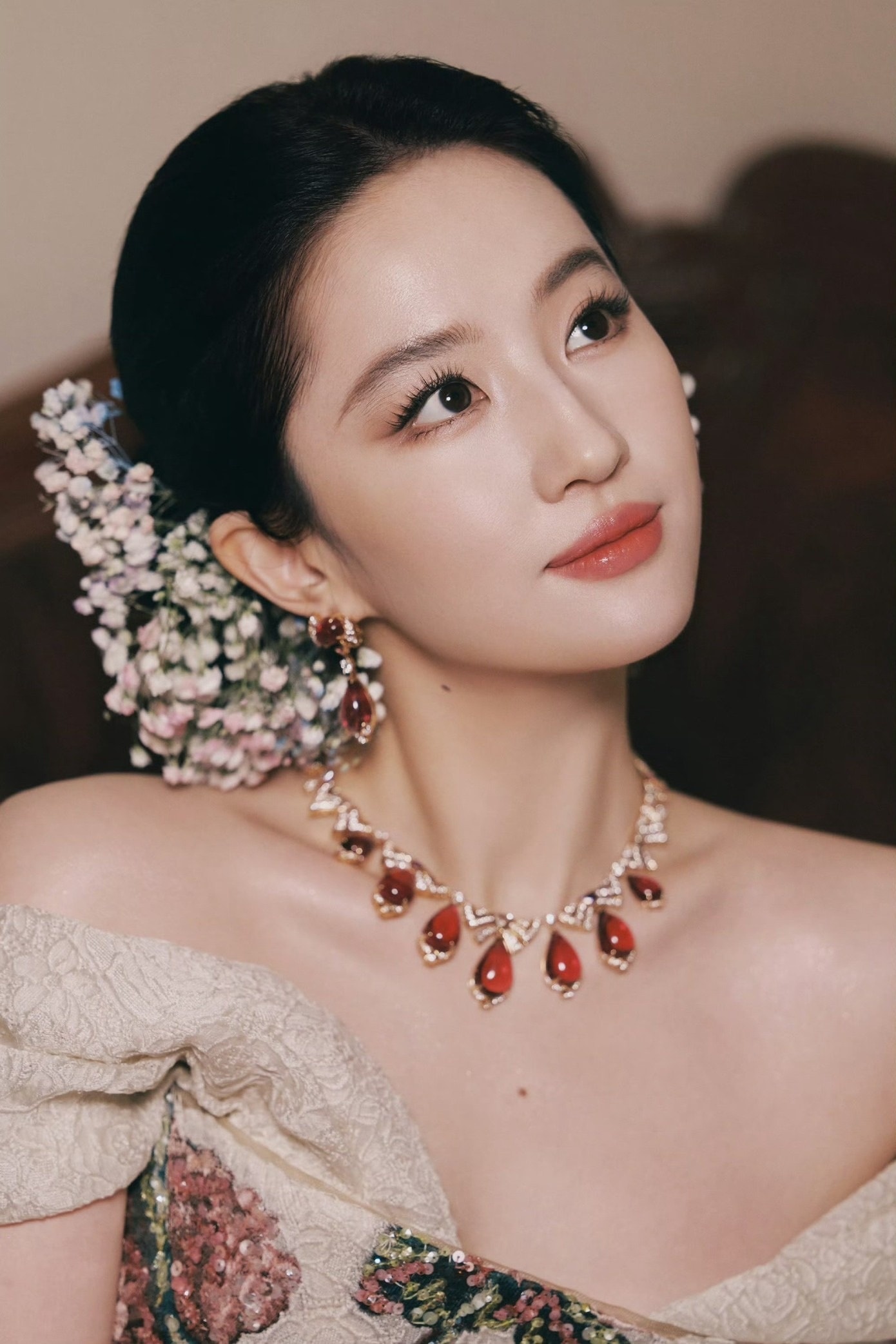 Địch Lệ Nhiệt Ba ảnh 3 Dich Le Nhiet Ba anh 3