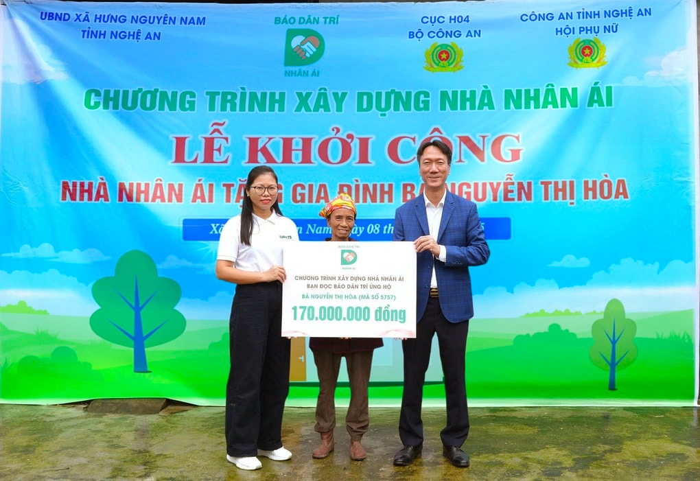 Khởi công công trình nhân ái tặng người phụ nữ mơ nền nhà cao chống lụt - 1