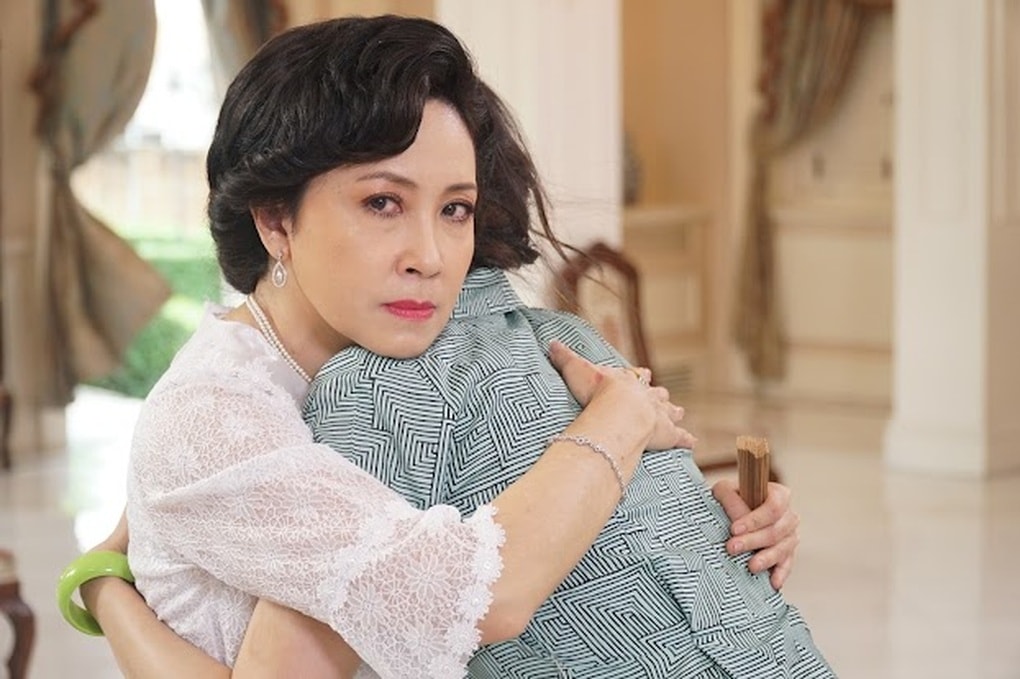 Đến nhà tình địch đánh ghen, tôi bật khóc khi nghe thấy giọng người quen - 1