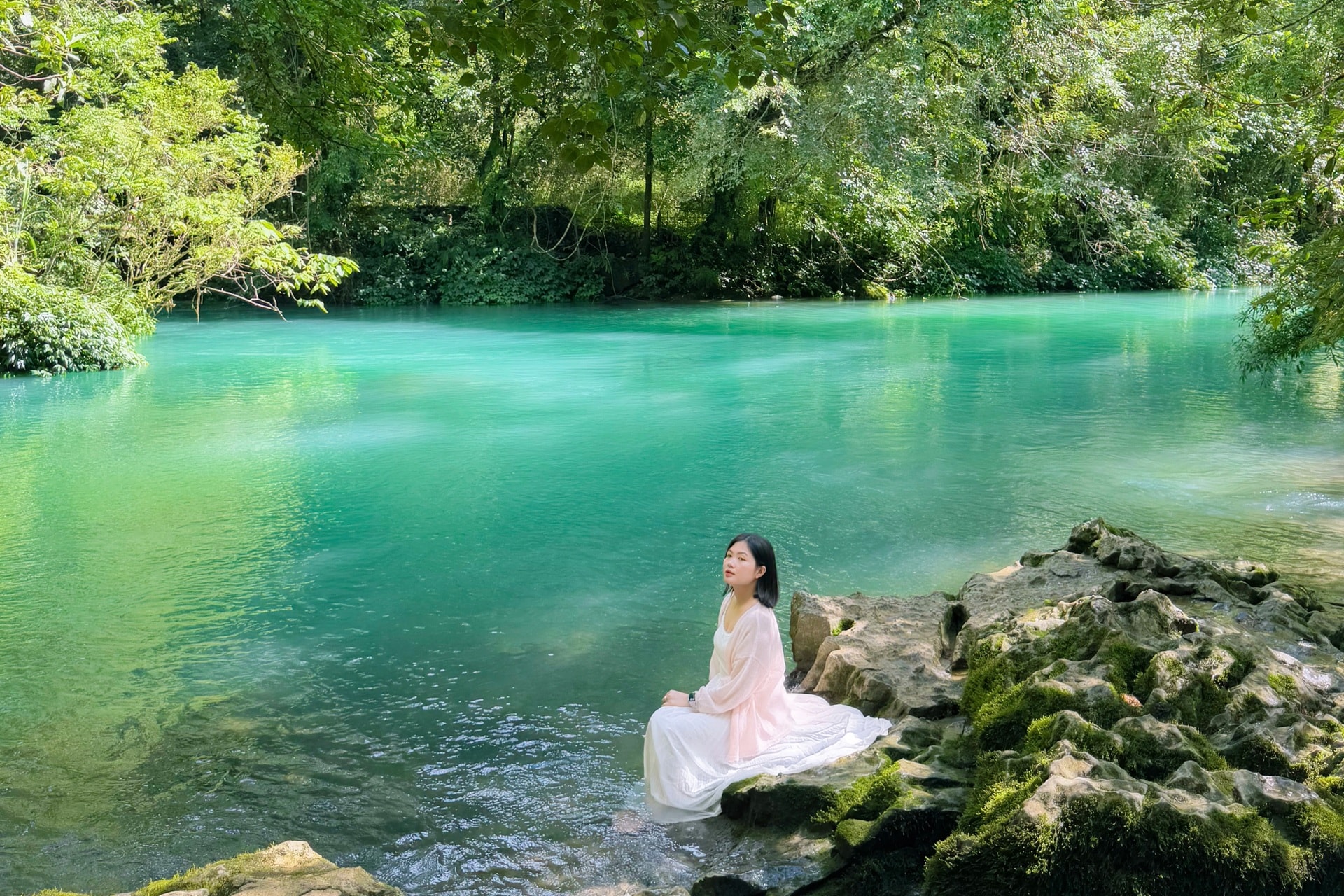 Cao Bằng mùa đẹp nhất: Núi rừng, thác nước gọi mời du khách - 12 Cao Bằng mùa đẹp nhất: Núi rừng, thác nước gọi mời du khách - 12