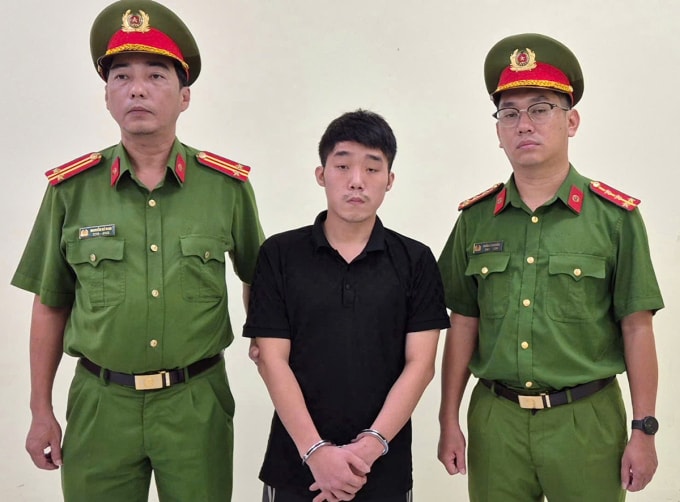 Tiktoker bị bắt vì ăn theo video chửi bới trên mạng