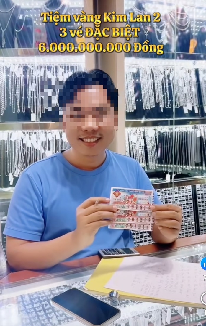 Xổ số miền Nam: Tiệm vàng Vĩnh Long đổi thưởng cho khách trúng đặc biệt 6 tỉ đồng - Ảnh 1.