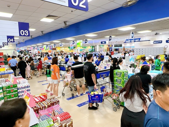 Siêu thị ổn định giá trong tình huống cấp bách - Ảnh 2.