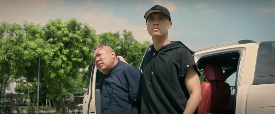 Nam diễn viên 'Mưa đỏ' và vai diễn hoàn toàn khác biệt trong 'Cách em 1 milimet'- Ảnh 3.