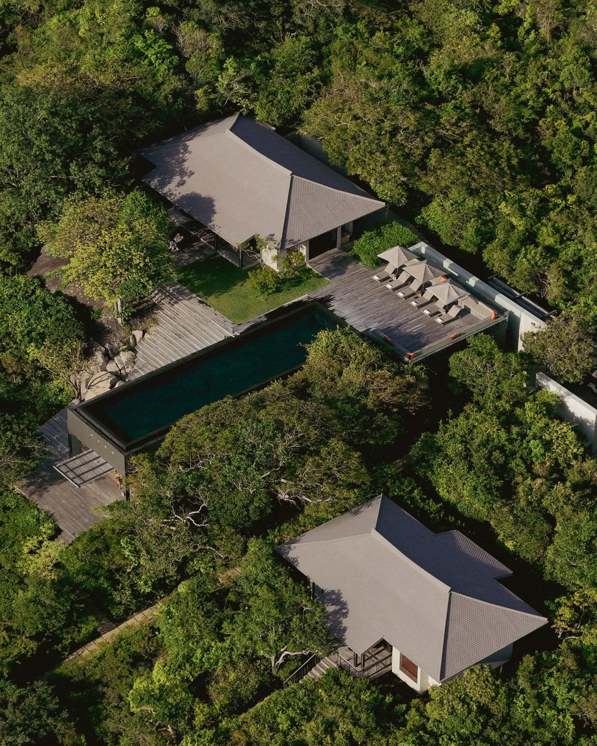 Top 5 resort xa hoa ở Việt Nam, được giới nhà giàu chọn làm nơi ẩn mình - 1