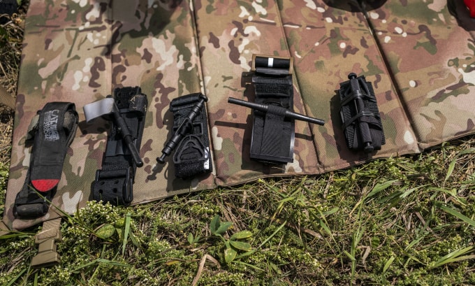 Các bộ garo trong một buổi huấn luyện của quân đội Ukraine ở tỉnh Donetsk hồi năm 2024. Ảnh: AFP