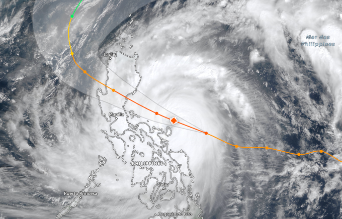 Hình ảnh bão Fung Wong đang áp sát Philippines ngày 9/11. Ảnh: Zoom Earth