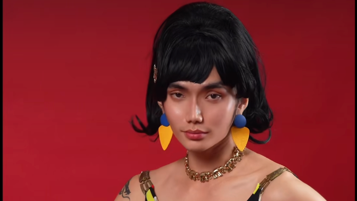 Harry Nista diện váy chấm bi