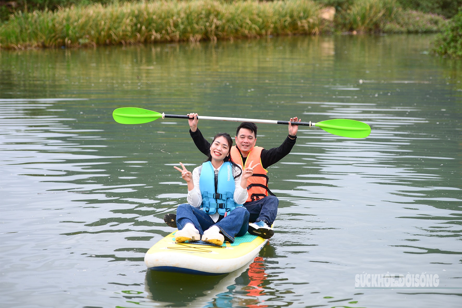 Bay trên mùa lúa chín ở làng du lịch tốt nhất thế giới- Ảnh 5.