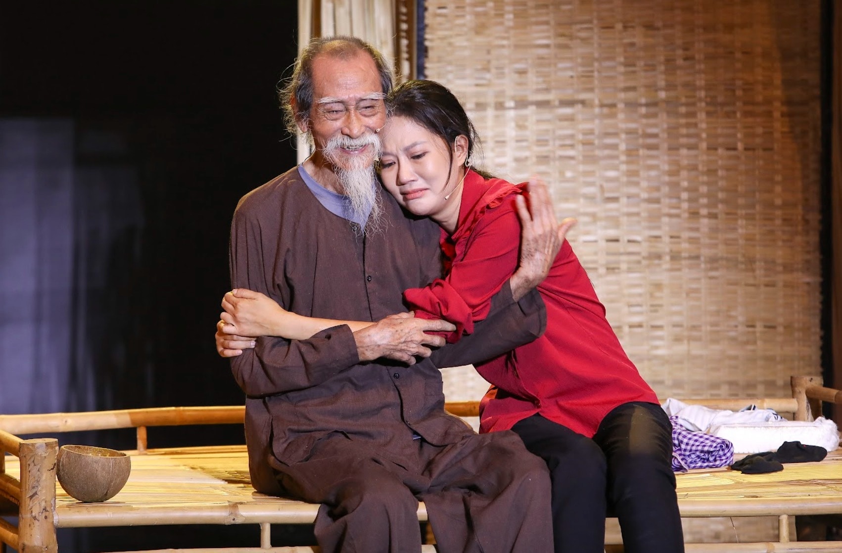 Tiết mục của Huỳnh Thơ lấy nước mắt khán giả.