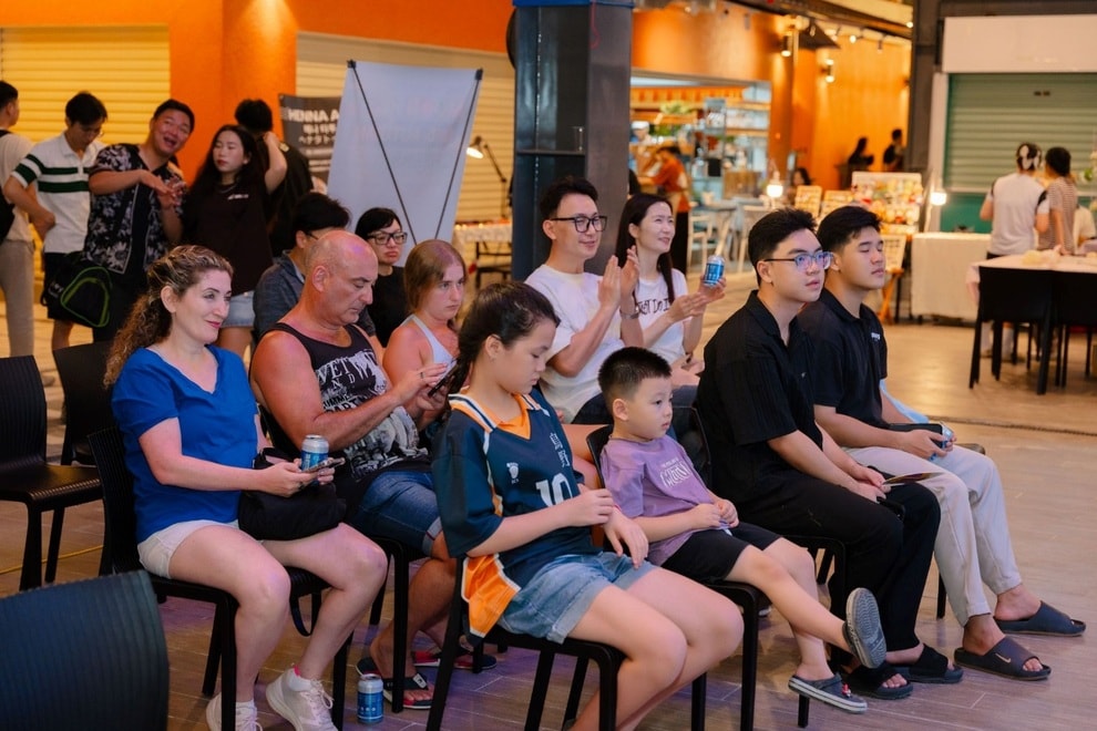 Barett Urban Zone - Không gian giải trí và ẩm thực mới bên biển Mỹ Khê - 2 Barett Urban Zone - Không gian giải trí và ẩm thực mới bên biển Mỹ Khê - 2