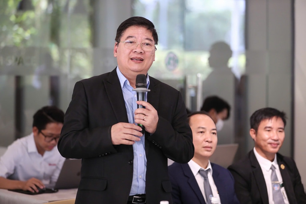 Lao động trẻ thiếu kỹ năng mềm, doanh nghiệp phải dạy lại cách… chào hỏi - 1