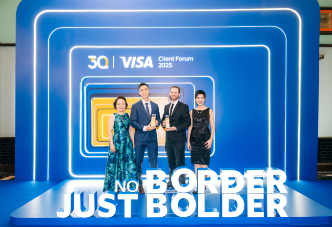 Đơn vị nhận hai giải thưởng từ Visa. Ảnh: Home Credit