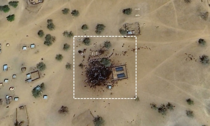 Ảnh vệ tinh chụp Sudan với những vệt đen bị nghi ngờ là máu của các nạn nhân vụ thảm sát. Ảnh: AFP