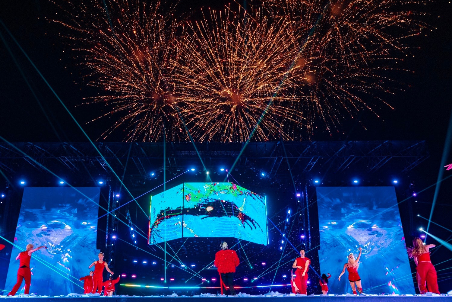 Concert của siêu sao G-DRAGON thăng hoa giữa đại dương ánh sáng Ocean City - 1
