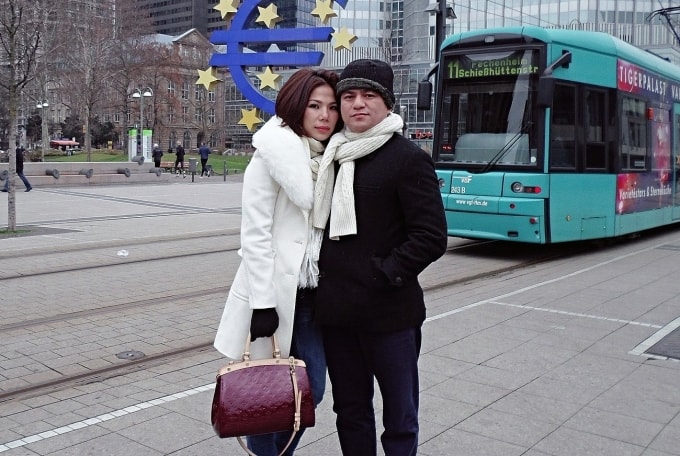 Bà Vũ Thuỵ Hồng Ngọc và ông Chiêm Quốc Thái khi chưa xảy ra tranh chấp. Ảnh: Nhân vật cung cấp