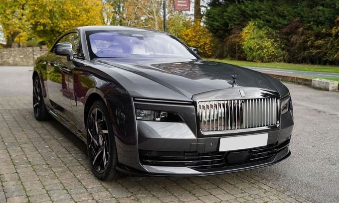 Xe điện Rolls-Royce Spectre phiên bản Black Badge ở Mỹ. Ảnh: P & A Wood