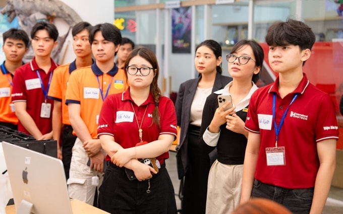 sinh viên Đại học Công nghệ TP HCM