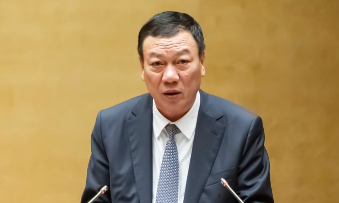 Tổng thanh tra Chính phủ Đoàn Hồng Phong trình Quốc hội Dự thảo Luật sửa đổi, bổ sung một số điều của Luật Tiếp công dân, Luật Khiếu nại, Luật Tố cáo. Ảnh: Hoàng Phong