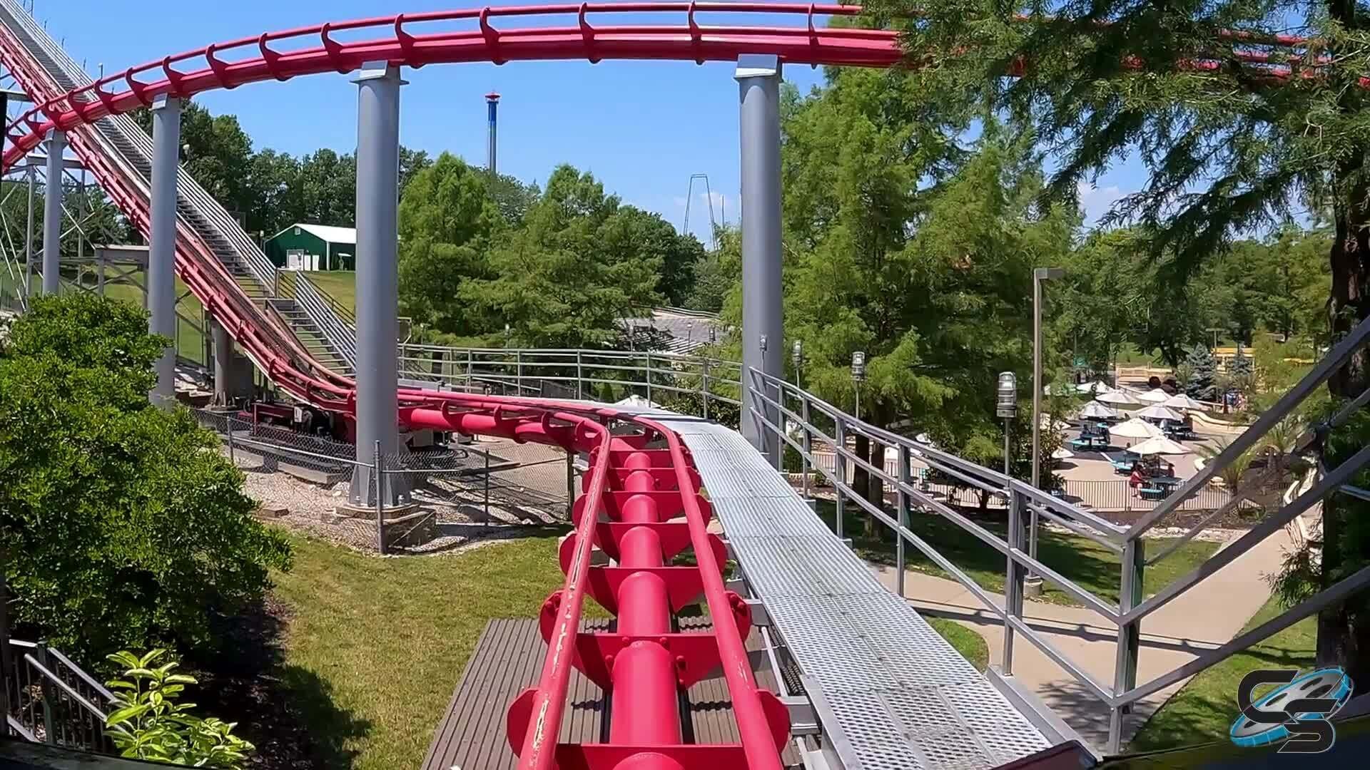 Tàu lượn siêu tốc Mamba ở Mỹ