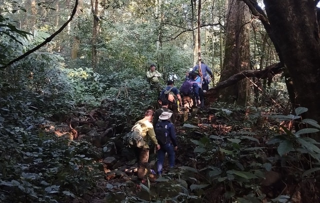 Mở tuyến du lịch mạo hiểm 'Chinh phục đỉnh Pù Luông' săn mây ở độ cao 1.700m- Ảnh 12. Mở tuyến du lịch mạo hiểm 'Chinh phục đỉnh Pù Luông' săn mây ở độ cao 1.700m- Ảnh 12.
