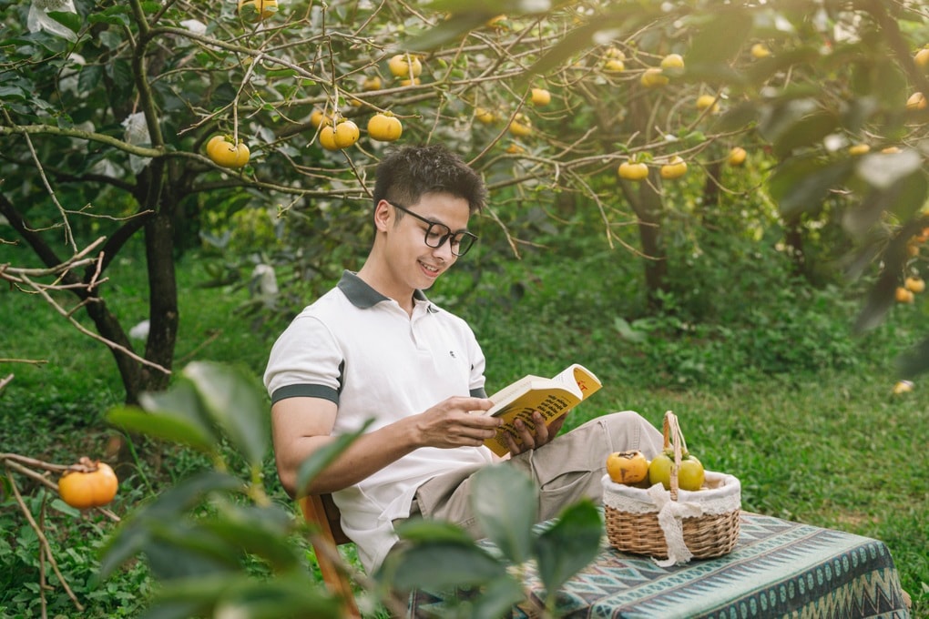 Khách mê hái quả, chụp ảnh, uống cà phê tại vườn khi đi du lịch Sơn La - 2 Khách mê hái quả, chụp ảnh, uống cà phê tại vườn khi đi du lịch Sơn La - 2