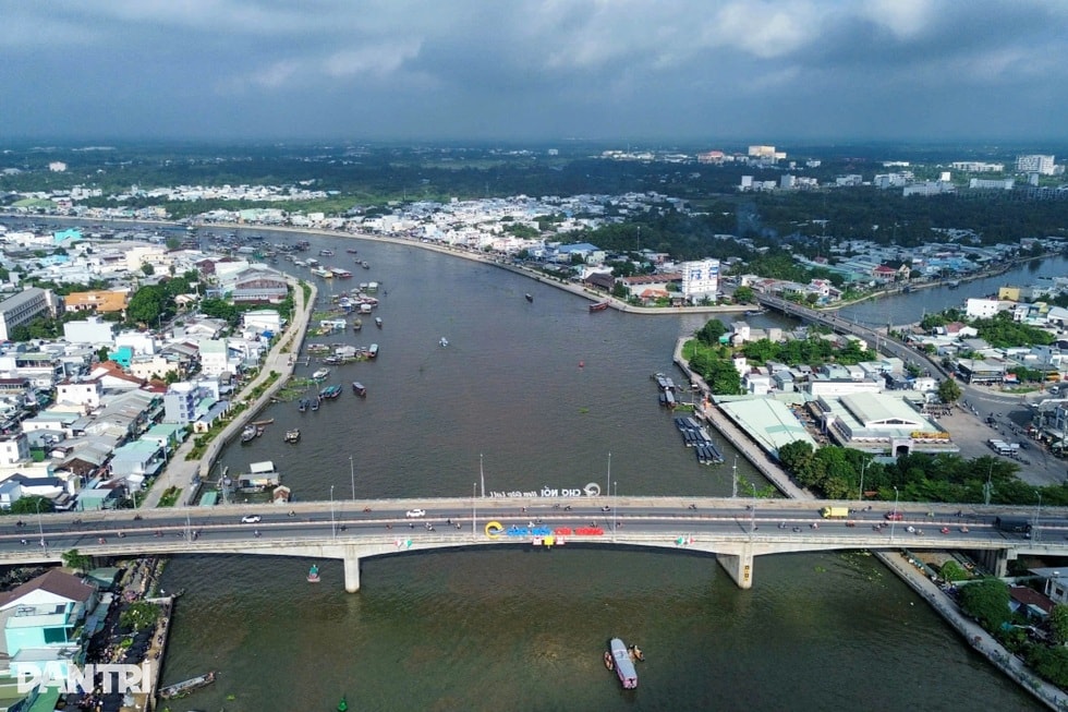 Cần Thơ: Tiềm năng du lịch lớn, cần đột phá để níu chân du khách - 1