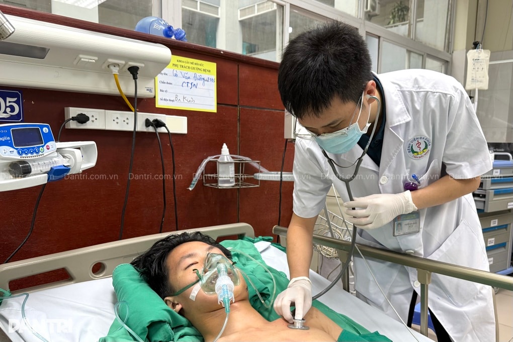 Cháu mồ côi bị hôn mê sâu, chú ruột lần đầu xuống xuôi mong giúp đỡ - 4