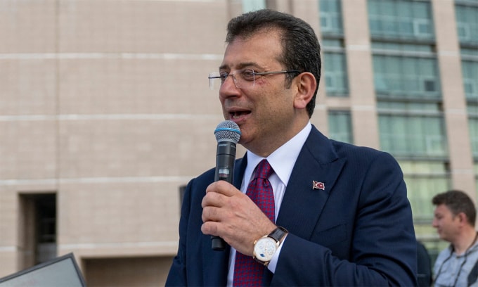 Ông Istanbul Ekrem trong sự kiện tại thành phố Istanbul, Thổ Nhĩ Kỳ tháng 4/2024. Ảnh: AFP