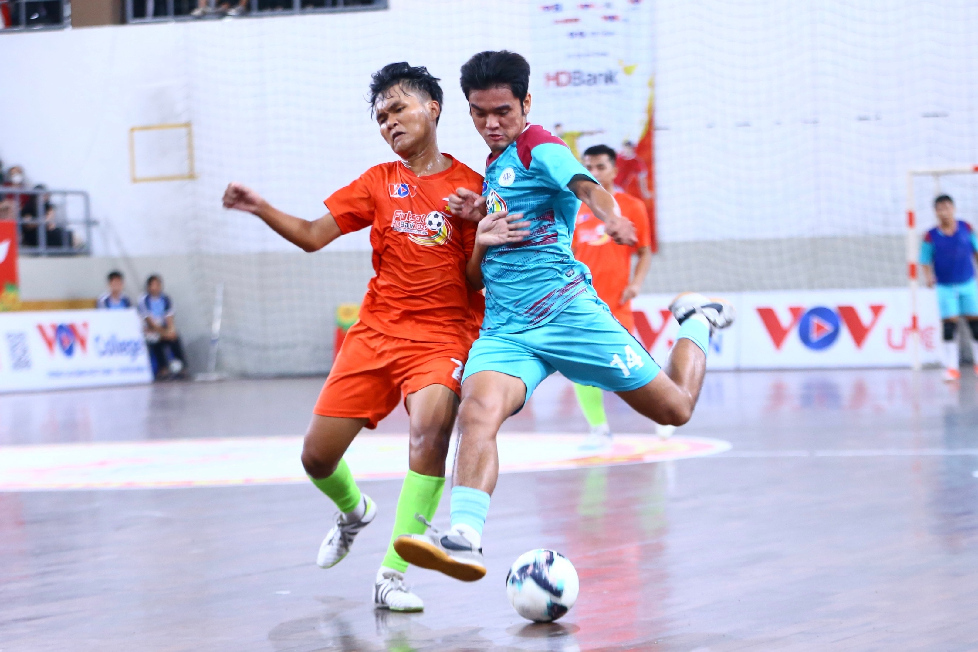 Trường Đại học Nông Lâm TP.HCM vượt qua đối thủ 4-1 trong trận chung kết.