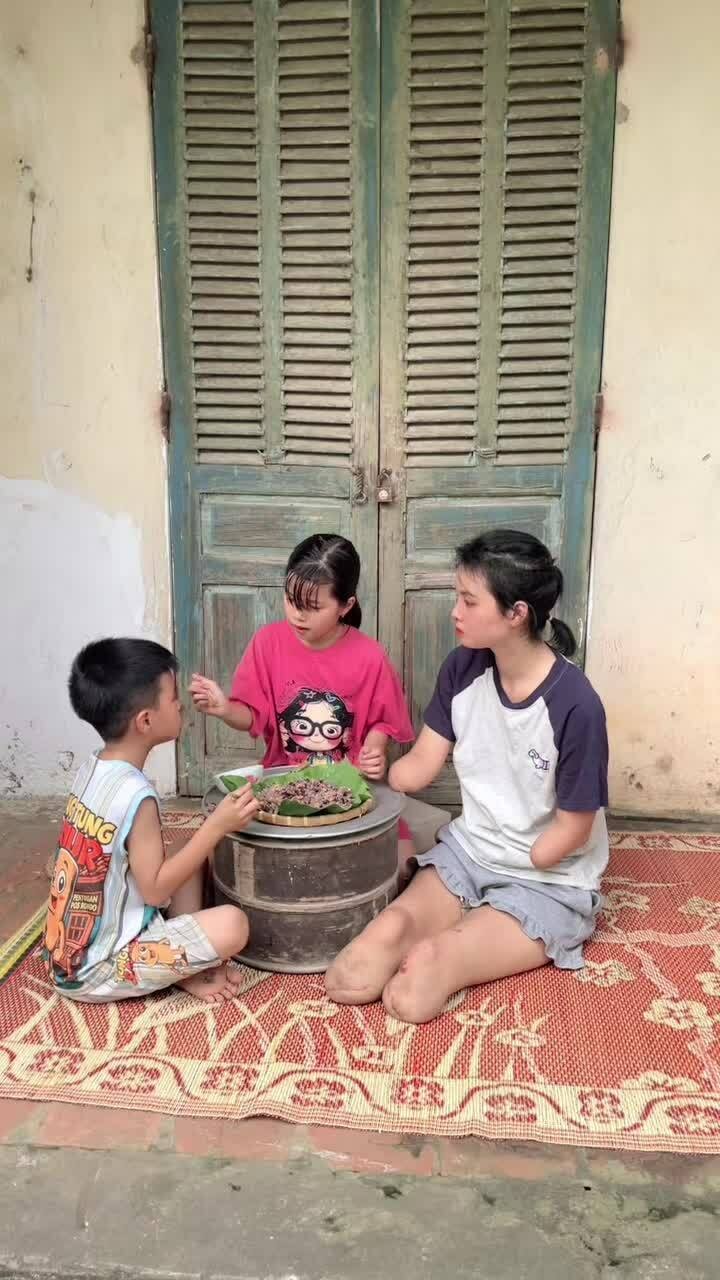 Tình mẫu tử vực dậy người phụ nữ mất tứ chi